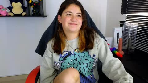 Only fans   online show from 01-09-25, 05:00