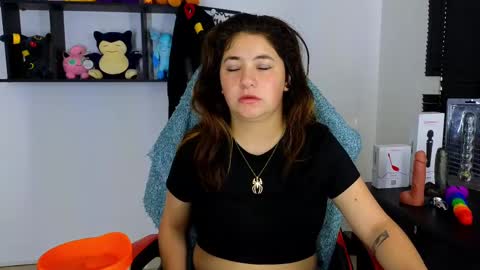 Only fans   online show from 02-10-25, 12:50