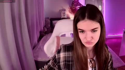 ann_woood online show from 03-04-26, 07:25