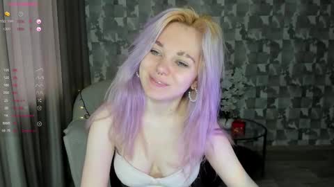 Anna online show from 12-19-25, 08:21