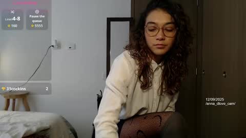 Anna online show from 09-12-25, 03:34