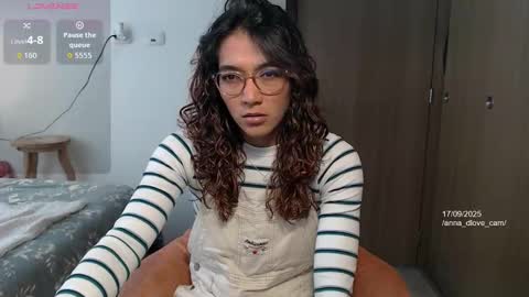 Anna online show from 09-17-25, 03:24