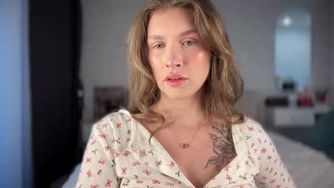 Snapshot of anna_morison chatting on 11-28-25, 10:29 Annet online show from 11-28-25, 10:29