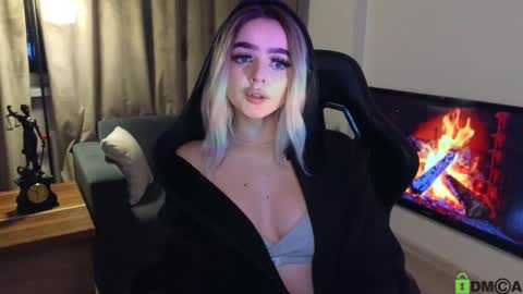 Anna online show from 02-07-25, 06:13