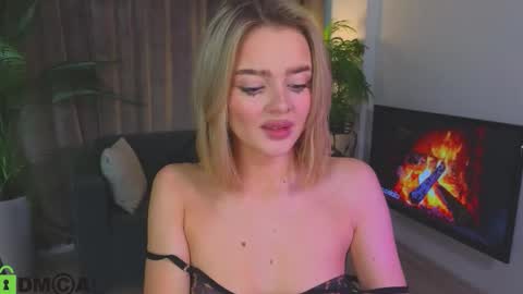 Anna online show from 10-24-25, 12:56