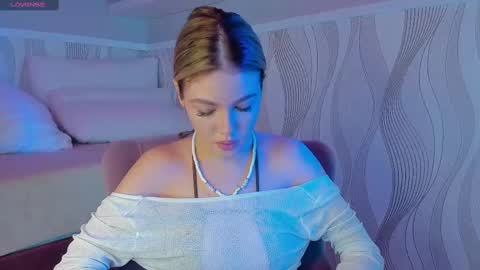 Anna online show from 02-22-25, 01:33