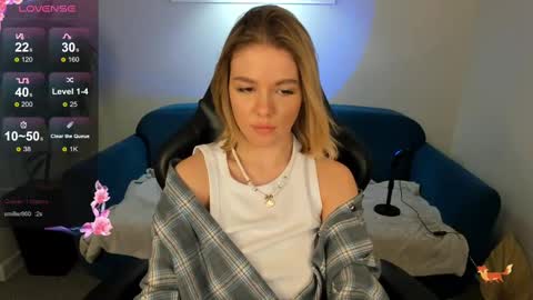 Anna online show from 03-10-25, 01:32