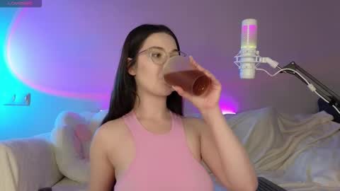 Snapshot of annaaoki chatting on 10-15-25, 08:14 AnnaAoki online show from 10-15-25, 08:14