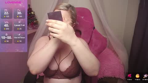 Snapshot of annacherri chatting on 01-15-25, 03:11 AnnaCherri online show from 01-15-25, 03:11