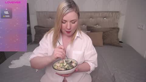 Snapshot of annacherri chatting on 02-03-25, 08:13 AnnaCherri online show from 02-03-25, 08:13