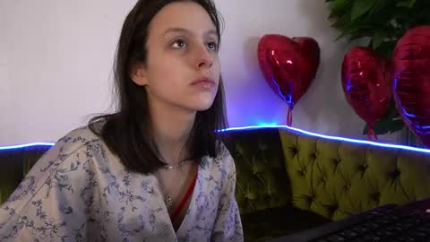 Snapshot of annaelys chatting on 02-12-25, 01:16 Anna online show from 02-12-25, 01:16