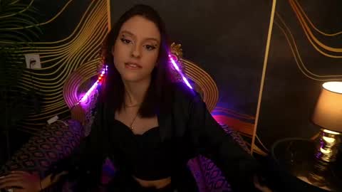 Snapshot of annaelys chatting on 03-09-25, 01:25 Anna online show from 03-09-25, 01:25