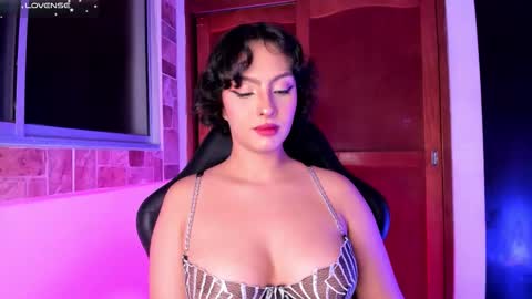 annafoox_ online show from 11-30-25, 01:31