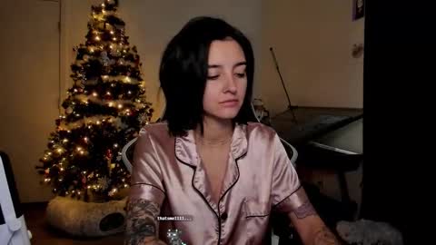 Anna Forevers online show from 11-14-25, 07:12