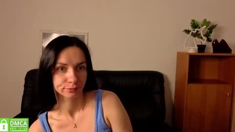 Snapshot of annakillian_kiss chatting on 07-13-26, 05:21 Anna online show from 07-13-26, 05:21