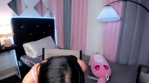 AshyElliston online show from 01-22-25, 02:35