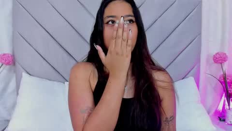 Anna online show from 01-15-25, 04:21