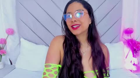 Anna online show from 01-24-25, 04:28