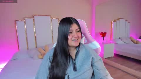 Anna online show from 02-11-26, 01:38