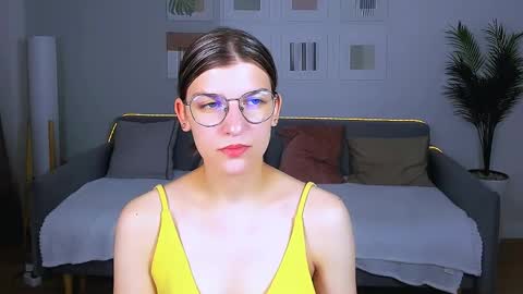 Snapshot of annathorne chatting on 06-03-26, 03:31 Im Anna online show from 06-03-26, 03:31