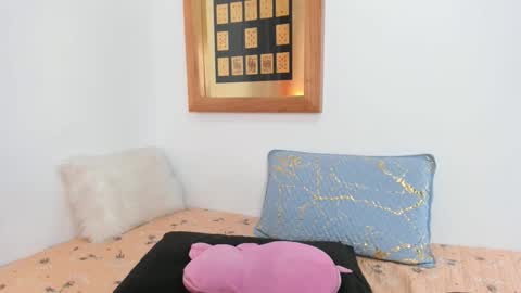 anna online show from 02-28-25, 03:37