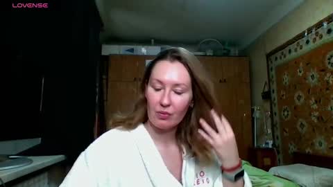 Snapshot of annaxlovers chatting on 02-13-25, 08:59 AnnaXLovers online show from 02-13-25, 08:59