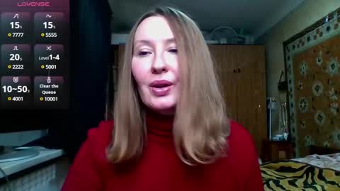 Snapshot of annaxlovers chatting on 02-24-25, 12:05 AnnaXLovers online show from 02-24-25, 12:05