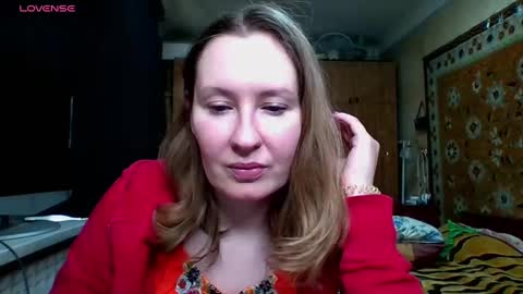 Snapshot of annaxlovers chatting on 02-25-25, 01:28 AnnaXLovers online show from 02-25-25, 01:28