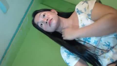 Snapshot of anne_hotaway chatting on 06-11-26, 01:16 anne_hotaway online show from 06-11-26, 01:16