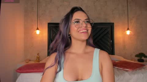 Snapshot of anne_mallow chatting on 12-21-24, 10:17 Ann online show from 12-21-24, 10:17