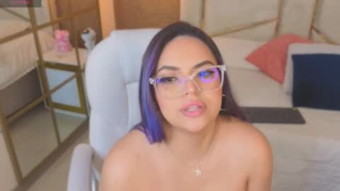 Snapshot of anne_mallow chatting on 02-21-26, 11:55 Ann online show from 02-21-26, 11:55