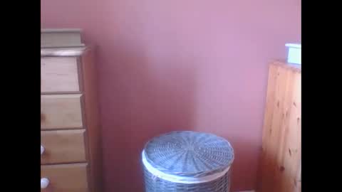 Snapshot of annecharlie chatting on 10-28-25, 08:07 annecharlie online show from 10-28-25, 08:07