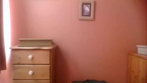 Snapshot of annecharlie chatting on 11-08-25, 08:47 annecharlie online show from 11-08-25, 08:47