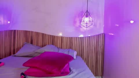 Anne online show from 01-31-25, 06:13