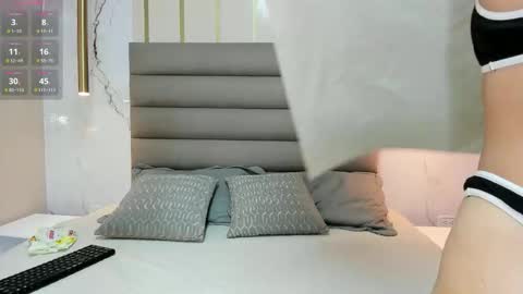 Anne online show from 09-16-25, 03:07