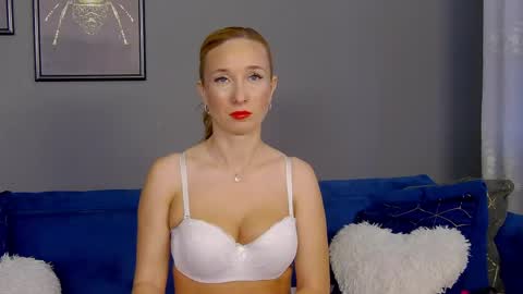 Anne online show from 06-05-26, 03:46