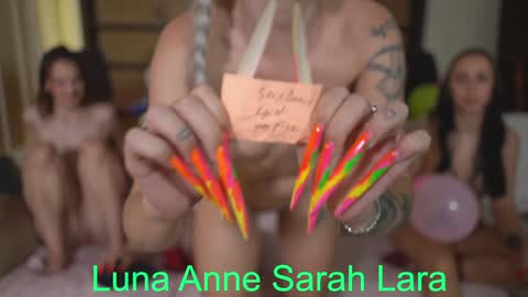 Annemanifique  Anne   Lara Kelly  online show from 12-31-24, 02:14