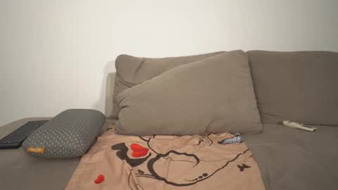 Annemanifique  Anne   Lara Kelly  online show from 02-24-25, 02:19