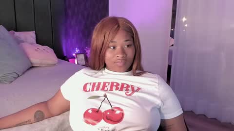 Snapshot of anneth__m chatting on 01-10-25, 11:08 Anneth online show from 01-10-25, 11:08