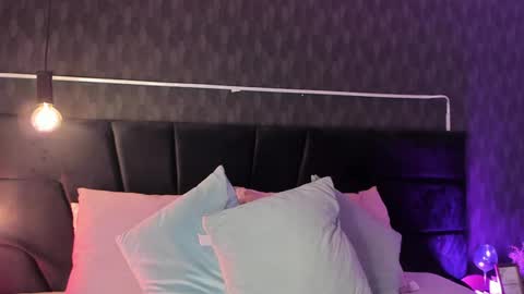 Snapshot of anneth__m chatting on 01-18-25, 07:37 Anneth online show from 01-18-25, 07:37