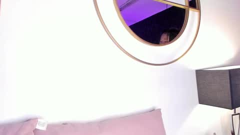 Snapshot of anneth__m chatting on 03-08-25, 07:42 Anneth online show from 03-08-25, 07:42