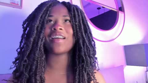 Snapshot of anneth__m chatting on 03-08-25, 10:45 Anneth online show from 03-08-25, 10:45