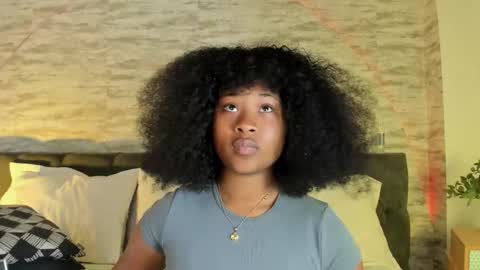 Snapshot of anneth__m chatting on 09-13-25, 07:35 Anneth online show from 09-13-25, 07:35