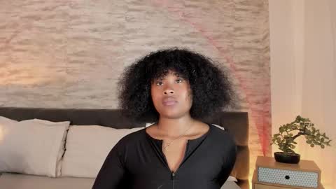 Snapshot of anneth__m chatting on 10-13-25, 06:19 Anneth online show from 10-13-25, 06:19