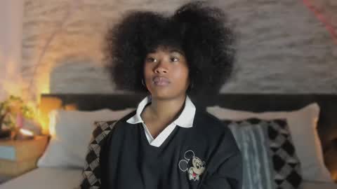 Snapshot of anneth__m chatting on 11-12-25, 07:46 Anneth online show from 11-12-25, 07:46