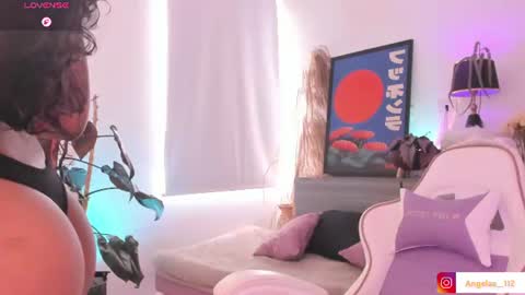 Snapshot of anngel_1 chatting on 07-08-26, 04:00 Angel online show from 07-08-26, 04:00