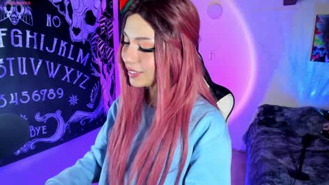 Snapshot of anni_420_ chatting on 12-09-24, 10:09 Nikoll online show from 12-09-24, 10:09