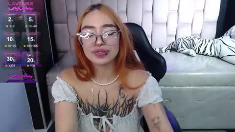 Snapshot of anni_acker_b chatting on 02-14-25, 07:23 Anni acker b online show from 02-14-25, 07:23