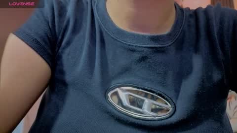 Snapshot of anni_acker_b chatting on 02-13-26, 12:23 Anni acker b online show from 02-13-26, 12:23