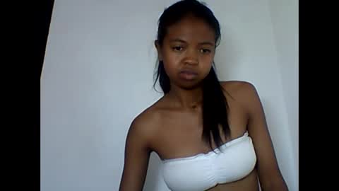 annica86 online show from 06-04-26, 08:37